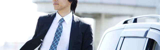 先月にある理由で会社を解雇され求人広告の募集欄を